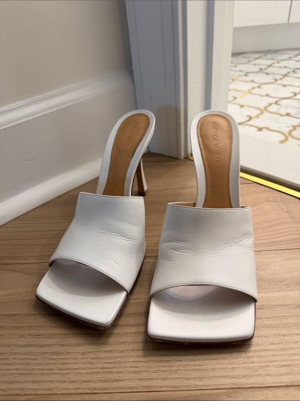 Bottega Veneta White Leather Square-Toe Mules